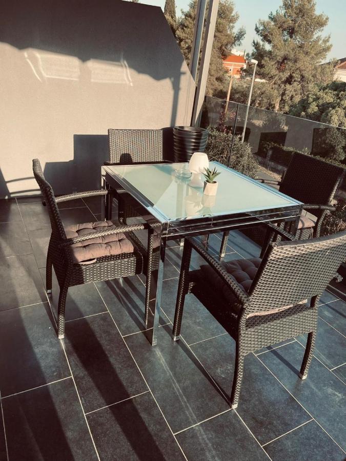 Apartmani Vernissage Biograd Na Moru Eksteriør bilde