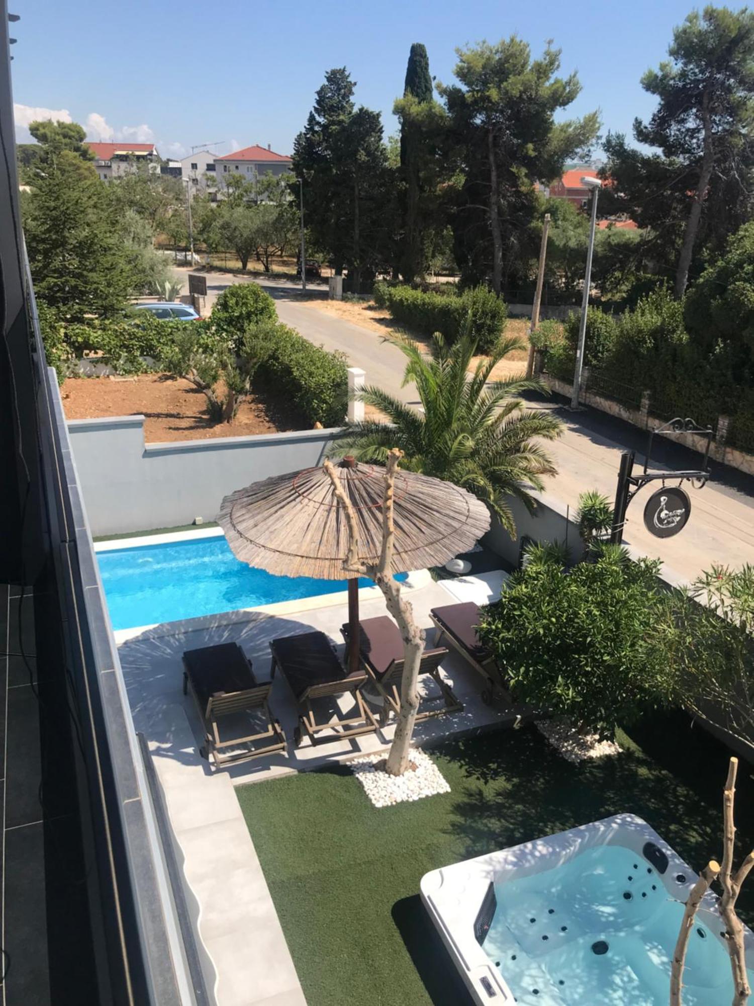 Apartmani Vernissage Biograd Na Moru Eksteriør bilde